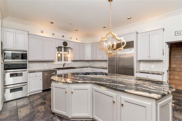 2105 Ryegate Court, Mobile, AL 36693