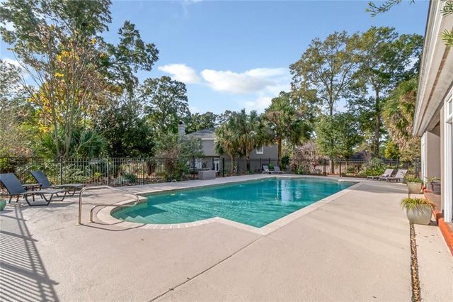 2105 Ryegate Court, Mobile, AL 36693