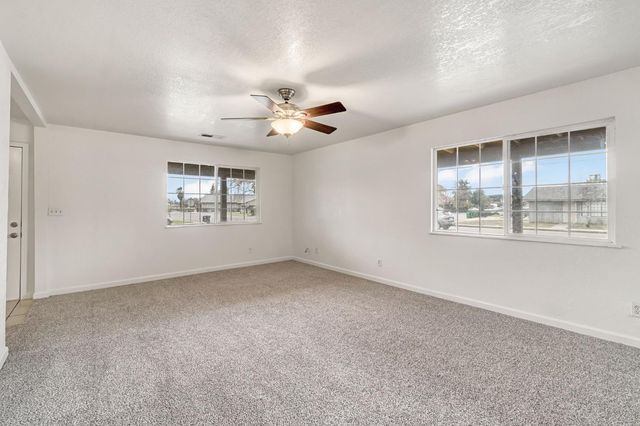 430 S 6th Street, Fowler, CA 93625