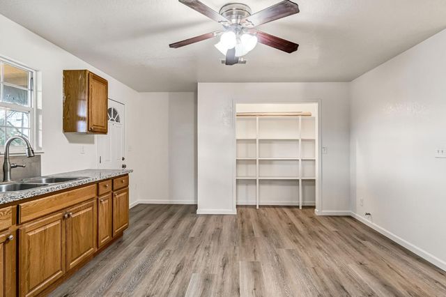 430 S 6th Street, Fowler, CA 93625