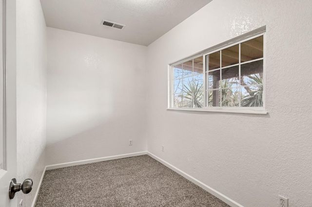 430 S 6th Street, Fowler, CA 93625