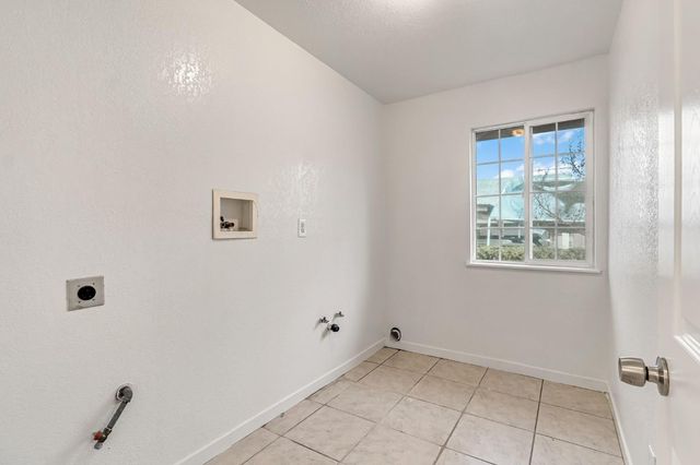 430 S 6th Street, Fowler, CA 93625