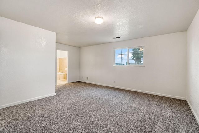 430 S 6th Street, Fowler, CA 93625