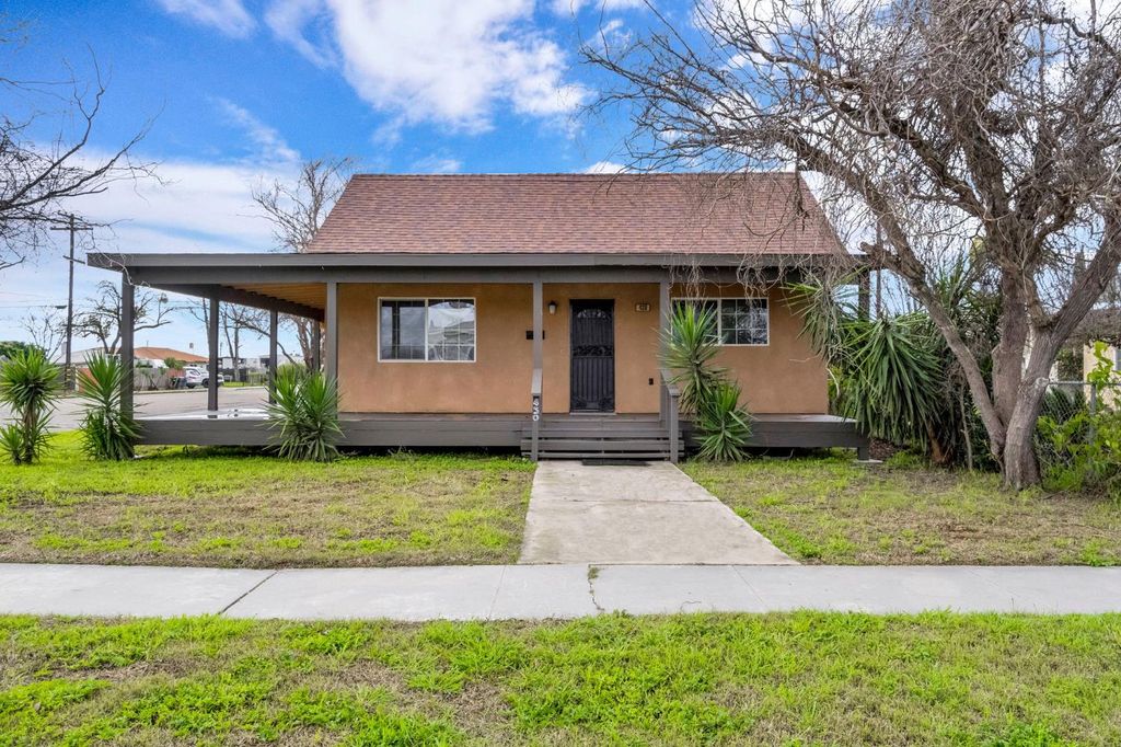 430 S 6th Street, Fowler, CA 93625