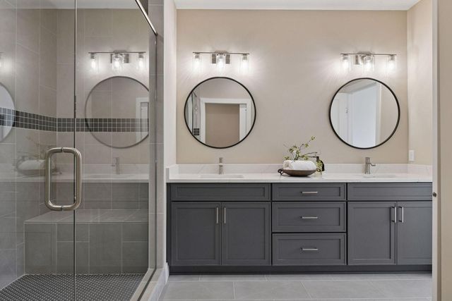 1907 Brookeview Court, Carver, MN 55315