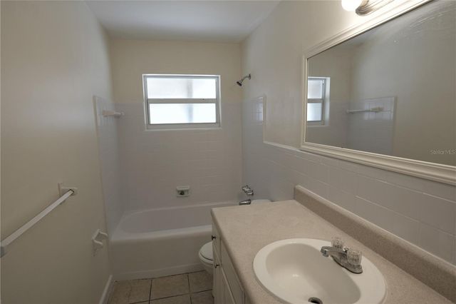 1112 DICKENS AVENUE, Orlando, FL 32809