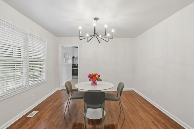 980 Brookdale Drive, East Point, GA 30344