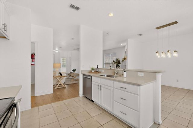 6212 Topsail Drive, Fort Worth, TX 76179