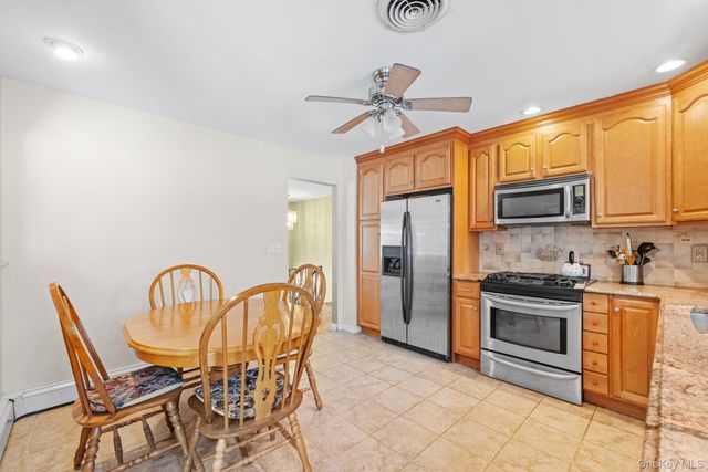 38 Haller Crescent, Spring Valley, NY 10977