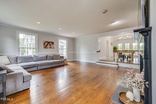 4302 Stagecoach Road, Kingsport, TN 37664