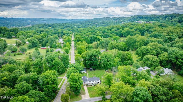 4302 Stagecoach Road, Kingsport, TN 37664