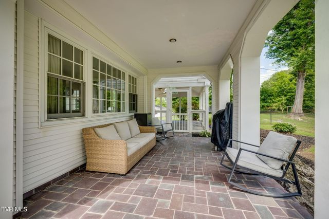 4302 Stagecoach Road, Kingsport, TN 37664