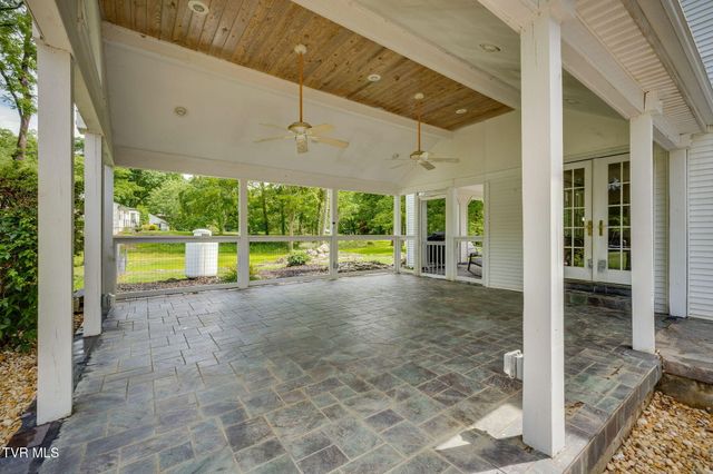 4302 Stagecoach Road, Kingsport, TN 37664