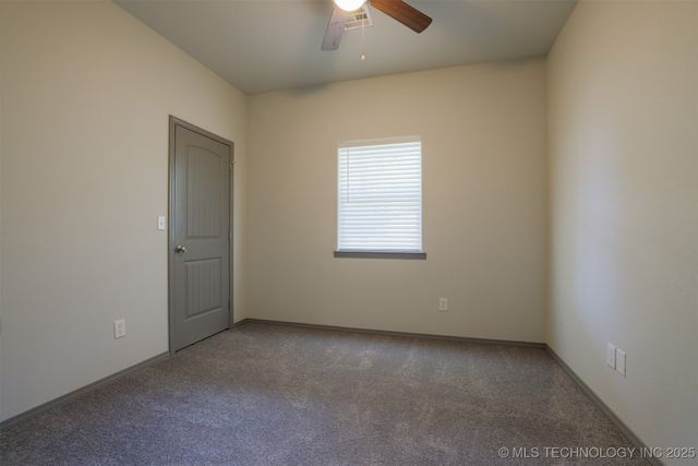 107 Maple Circle, Sand Springs, OK 74063