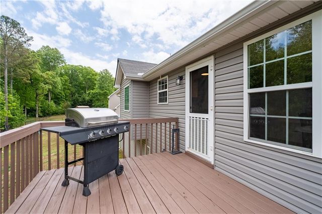 5458 Latham Manor Drive, Gainesville, GA 30506