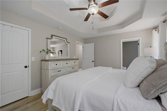 5458 Latham Manor Drive, Gainesville, GA 30506