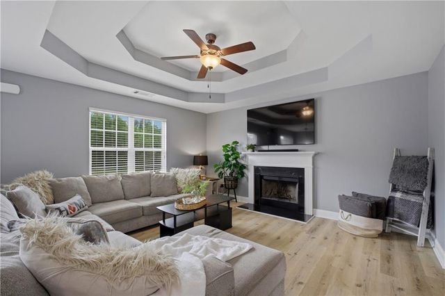 5458 Latham Manor Drive, Gainesville, GA 30506