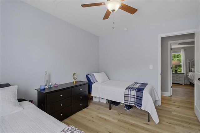 5458 Latham Manor Drive, Gainesville, GA 30506
