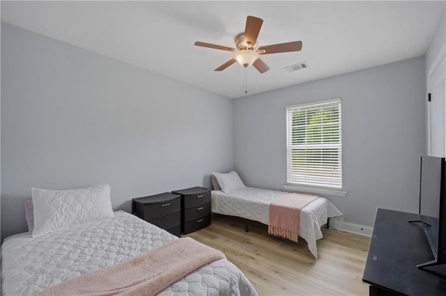 5458 Latham Manor Drive, Gainesville, GA 30506