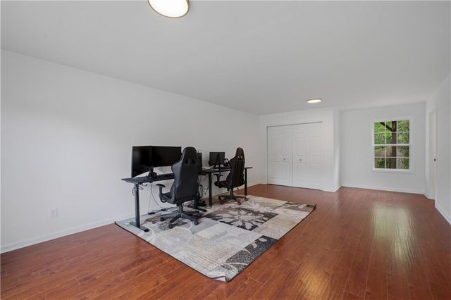 5458 Latham Manor Drive, Gainesville, GA 30506
