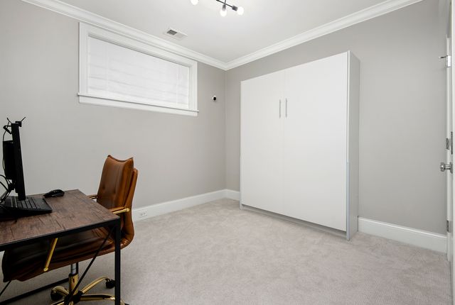 2333 N Southport Avenue 1, Chicago, IL 60614