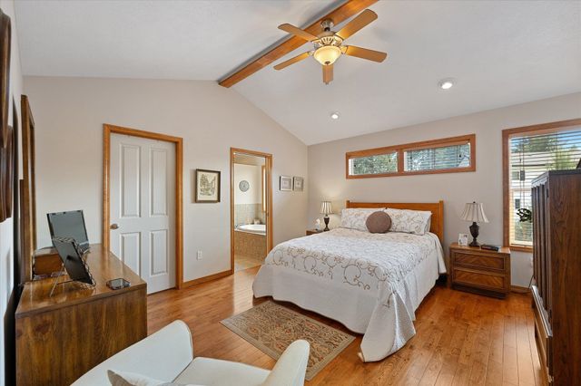 17012 N EAGLE NEST Ln, Colbert, WA 99005