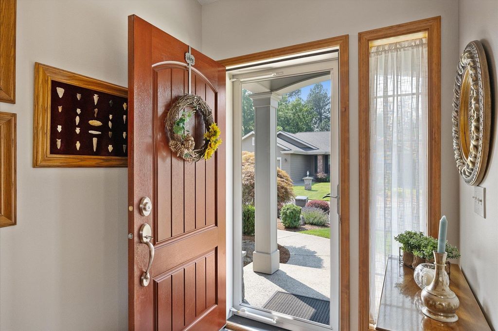 17012 N EAGLE NEST Ln, Colbert, WA 99005 photo 4