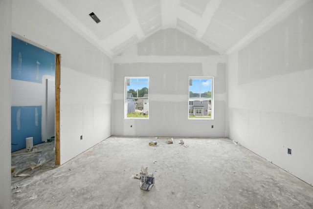 1322 Isaiah Dr, Clarksville, TN 37042