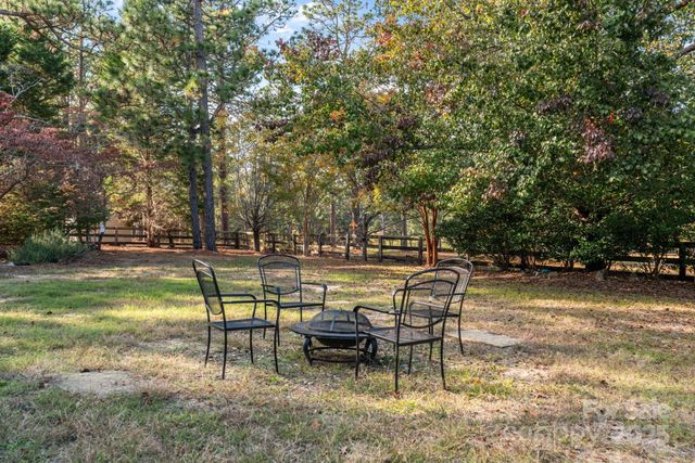 2000 Airport Road, Carthage, NC 28327