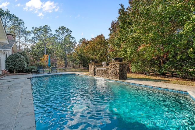 2000 Airport Road, Carthage, NC 28327