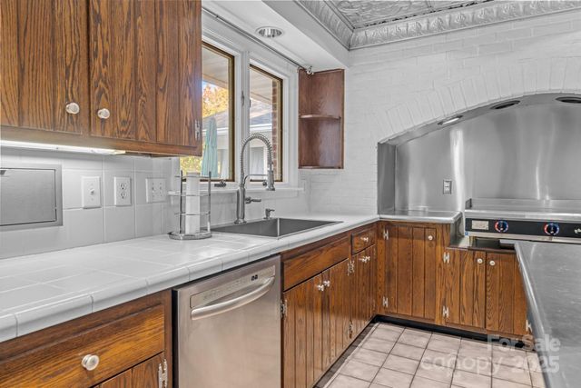 2000 Airport Road, Carthage, NC 28327