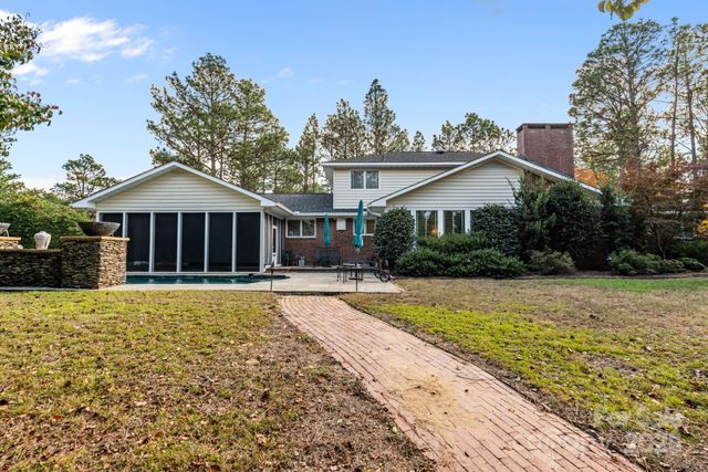 2000 Airport Road, Carthage, NC 28327