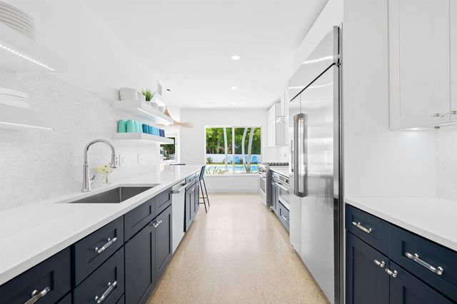 1524 Bayview Drive, Fort Lauderdale, FL 33304