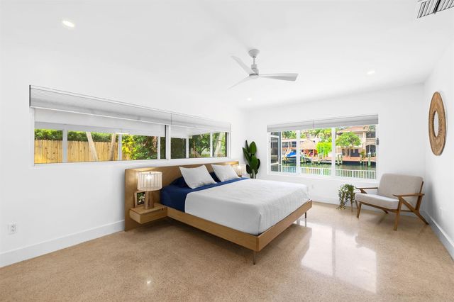 1524 Bayview Drive, Fort Lauderdale, FL 33304