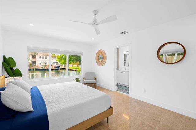 1524 Bayview Drive, Fort Lauderdale, FL 33304