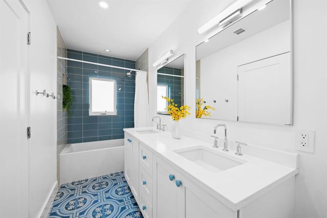 1524 Bayview Drive, Fort Lauderdale, FL 33304