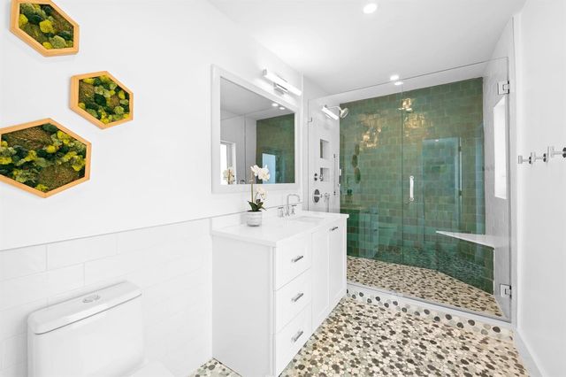 1524 Bayview Drive, Fort Lauderdale, FL 33304
