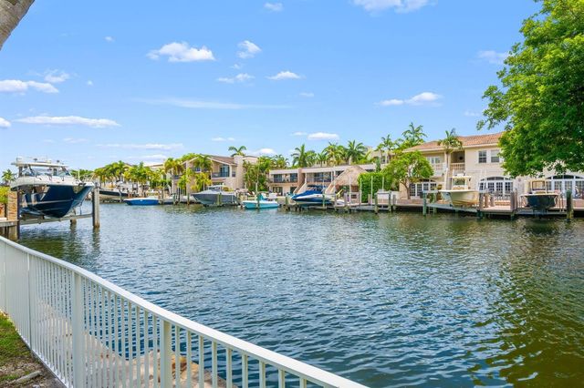 1524 Bayview Drive, Fort Lauderdale, FL 33304