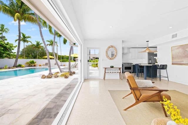 1524 Bayview Drive, Fort Lauderdale, FL 33304