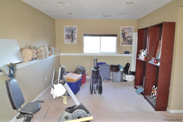 1205 ASHFORD DR, Cheyenne, WY 82007