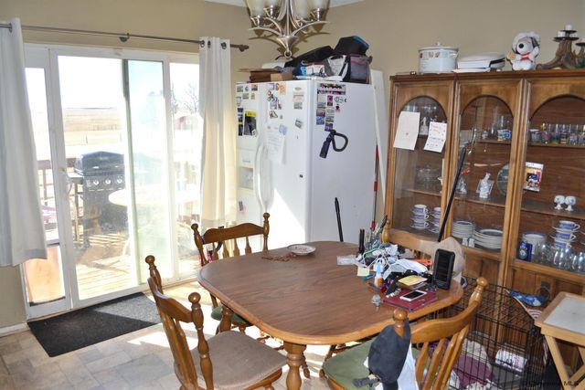 1205 ASHFORD DR, Cheyenne, WY 82007