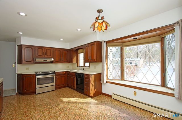 463 Herbert Street, Orange, CT 06477