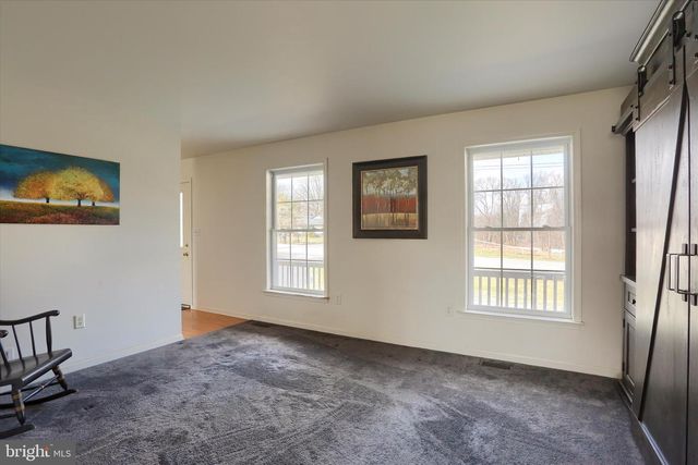 440 WHISLER RD, Etters, PA 17319