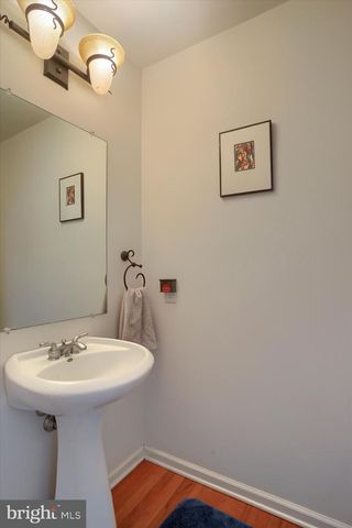 440 WHISLER RD, Etters, PA 17319