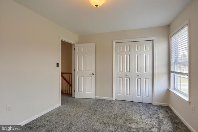 440 WHISLER RD, Etters, PA 17319