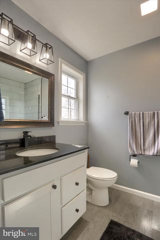 440 WHISLER RD, Etters, PA 17319