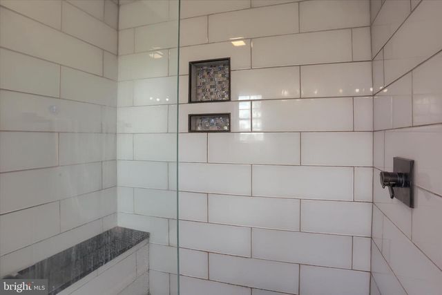 440 WHISLER RD, Etters, PA 17319