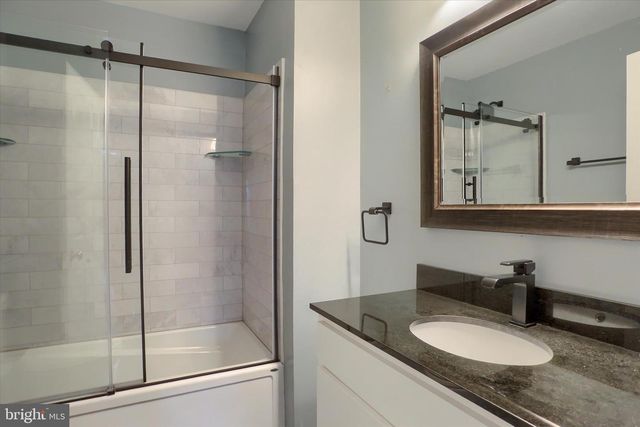 440 WHISLER RD, Etters, PA 17319