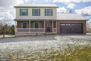 440 WHISLER RD, Etters, PA 17319