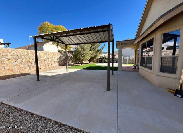 757 DESERT STAR Drive, Horizon City, TX 79928